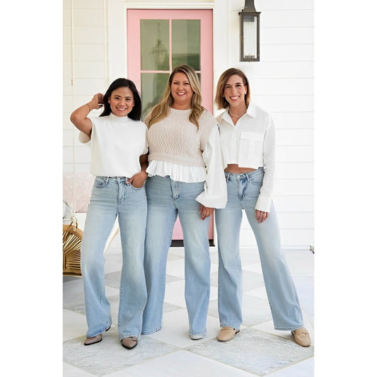 🔥💥 Vintage Wash Plus-Size Jeans — Stretchy, Tummy Control & Straight Leg Fit